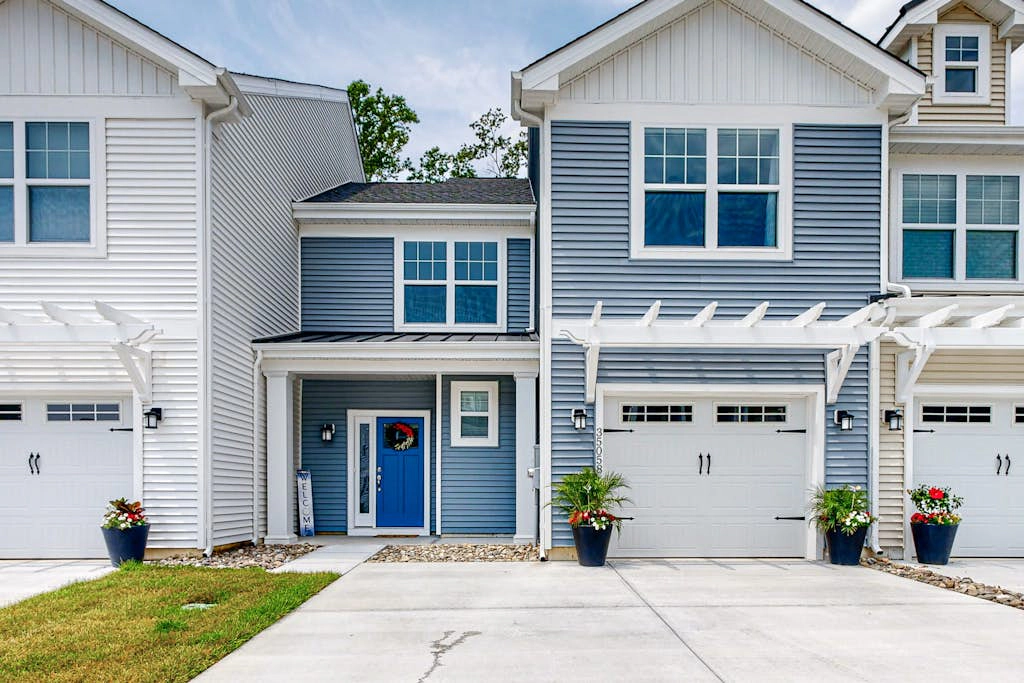 Friendship Creek - 35058 Dundee St