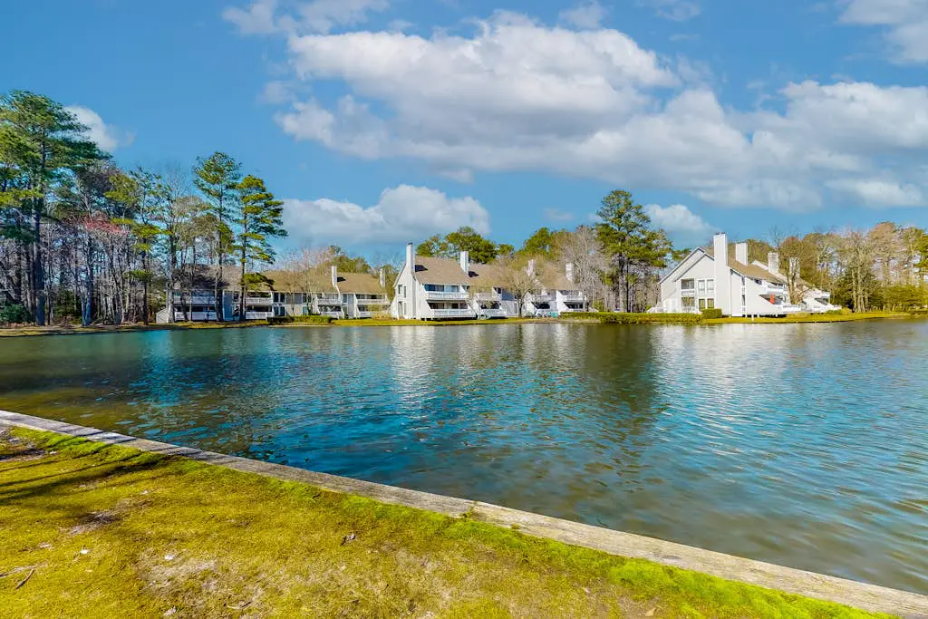 Sea Colony - 33577 West Lake View, Unit 1006B