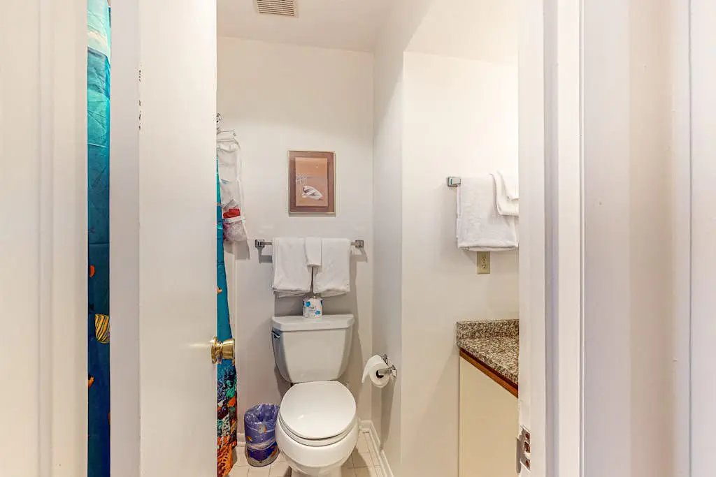 Sea Colony - 33577 West Lake View, Unit 1006B