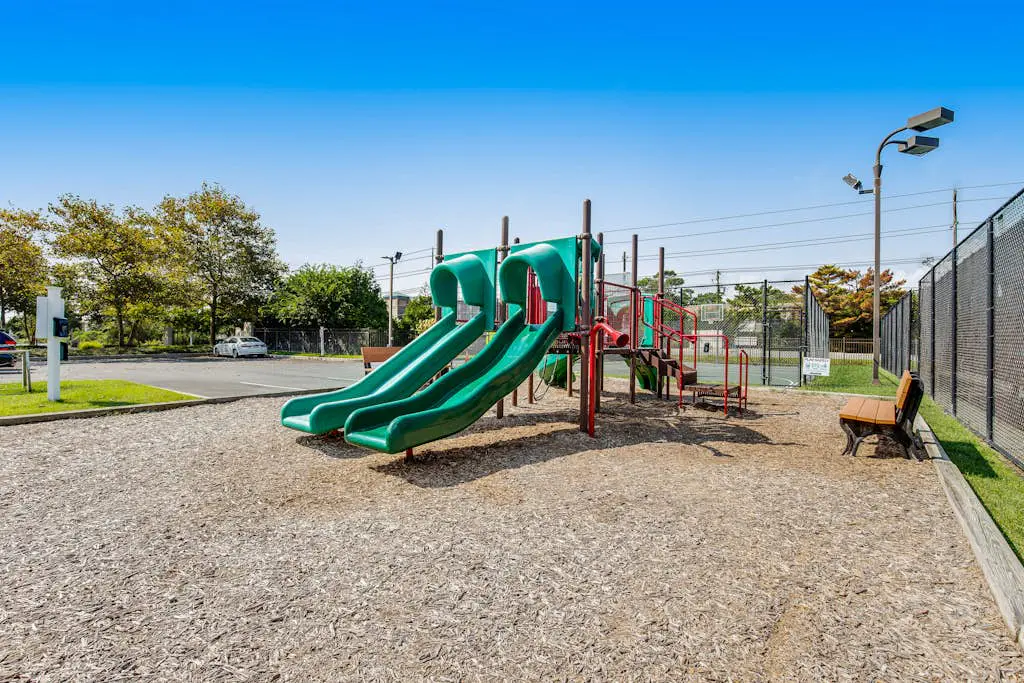Sea Colony - 33577 West Lake View, Unit 1006B