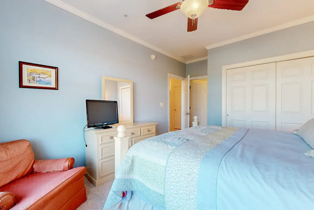 Bayside Resort - 31738 Lakeview Dr #202A