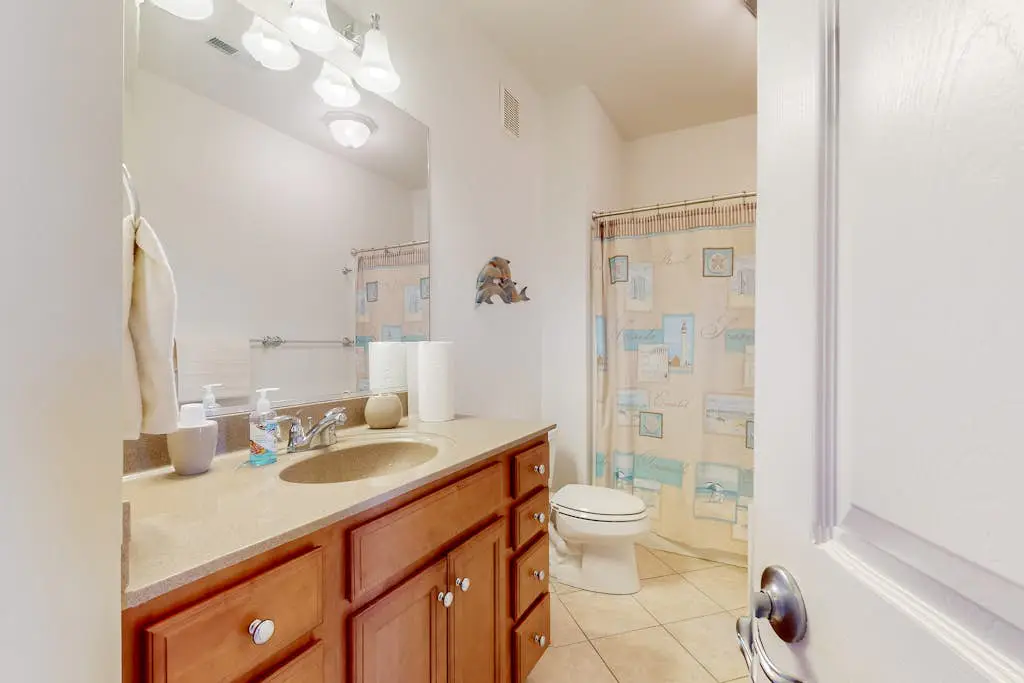 Bayside Resort - 31738 Lakeview Dr #202A