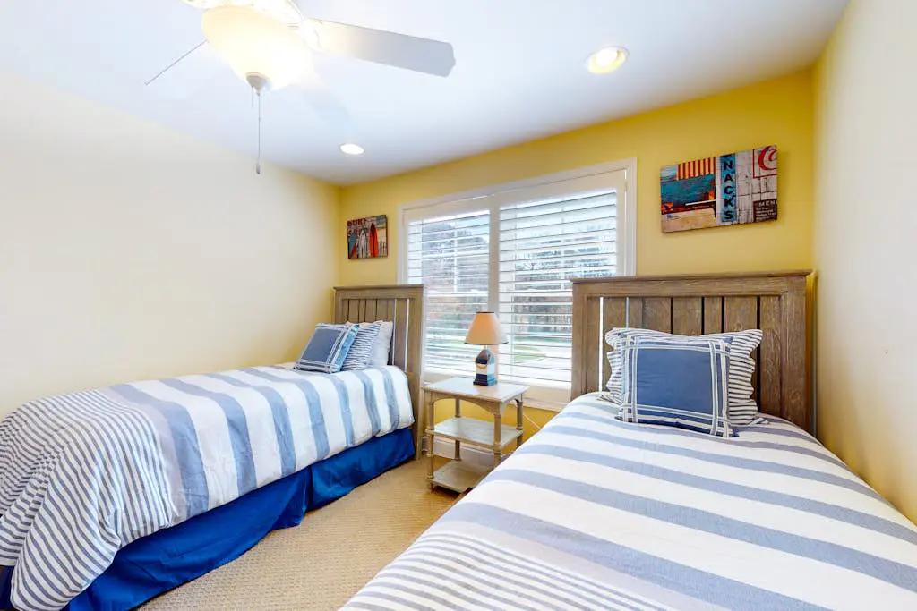 Bayside Resort - 26390 Seabreeze Lndg
