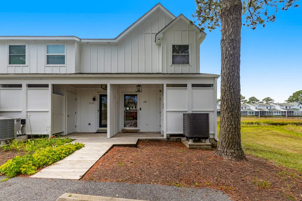 Mallard Lakes - 38294 Hummingbird Ln #249