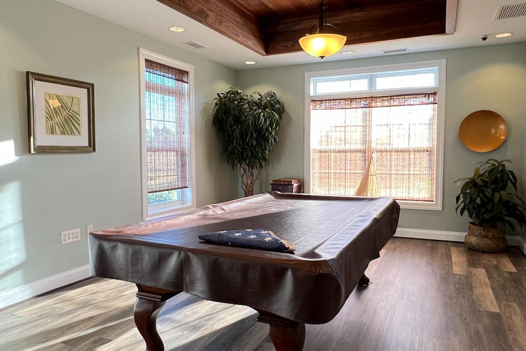 White Creek at Bethany spacious home with resort amenities, media room, & W/D