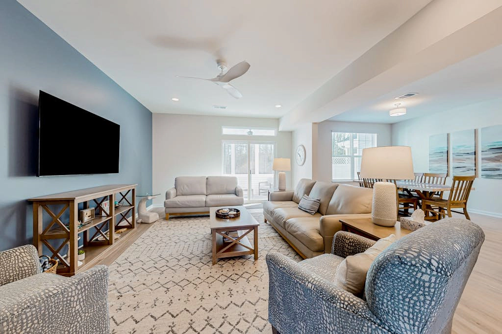 Friendship Creek - 33714 Tenby