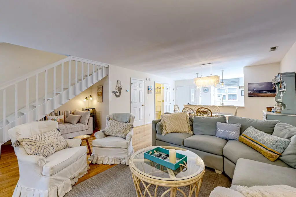 Westwood - 828 Westwood Unit D