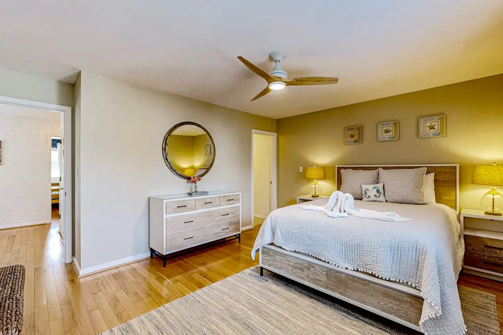 Westwood - 828 Westwood Unit D