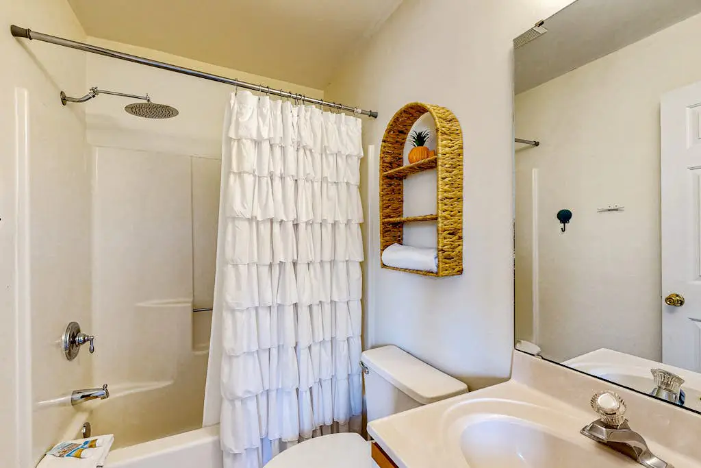 Westwood - 828 Westwood Unit D