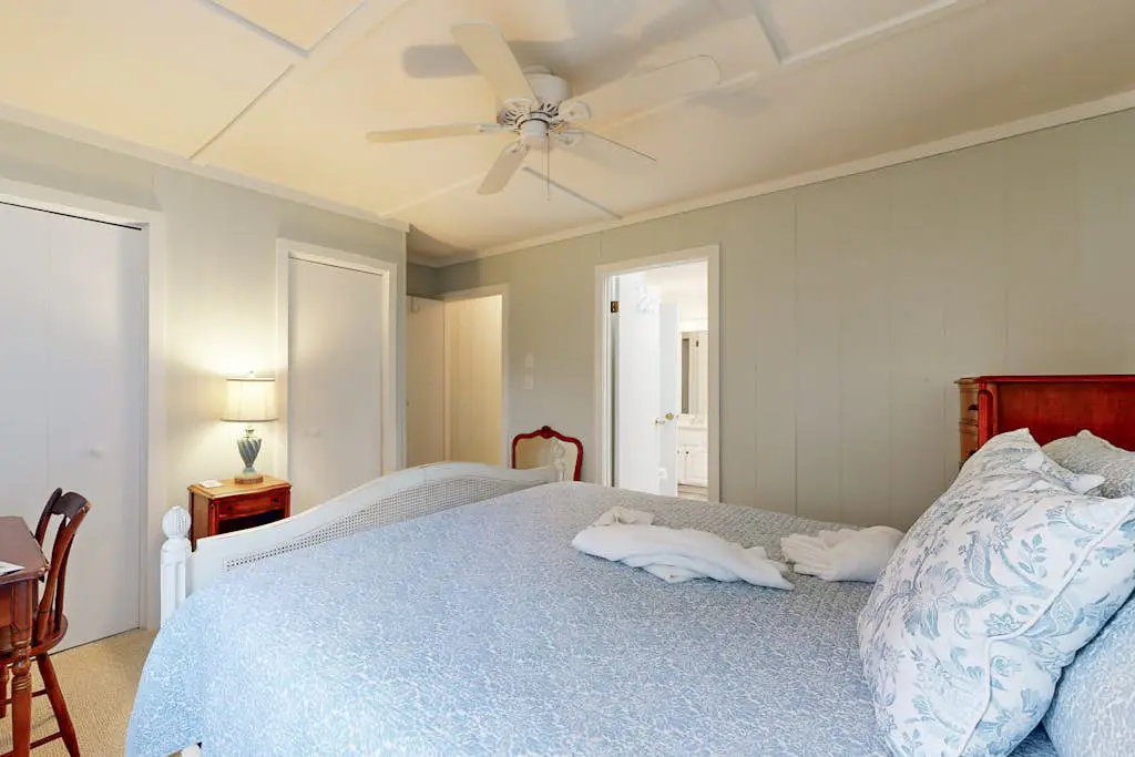 Mallard Lakes - Bluebird Ln 2BR lake view