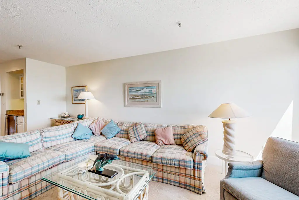 Kings Grant - 40097 E Oceanside Unit 21