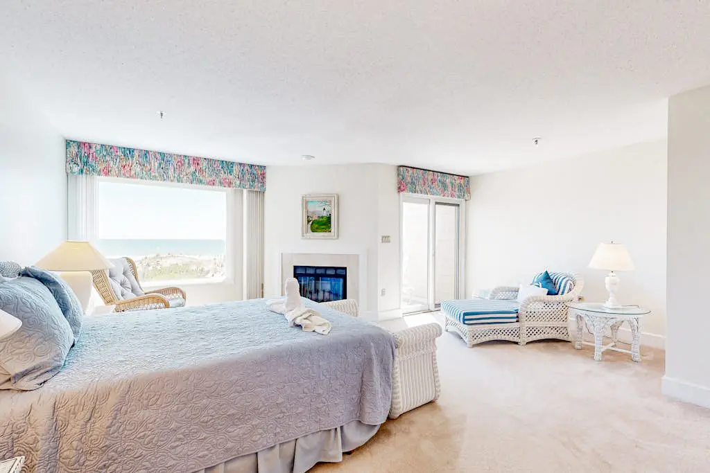 Kings Grant - 40097 E Oceanside Unit 21