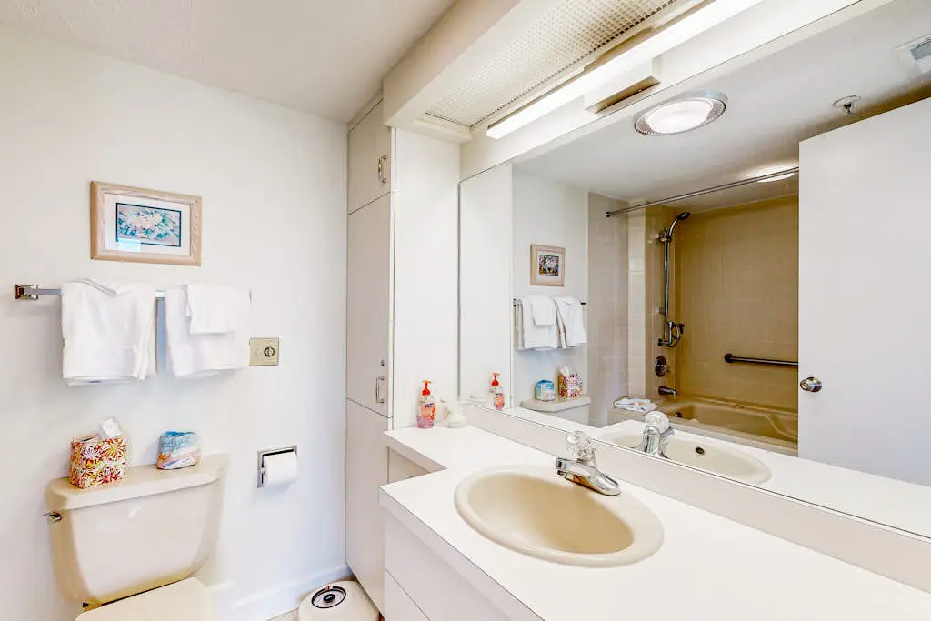 Kings Grant - 40097 E Oceanside Unit 21