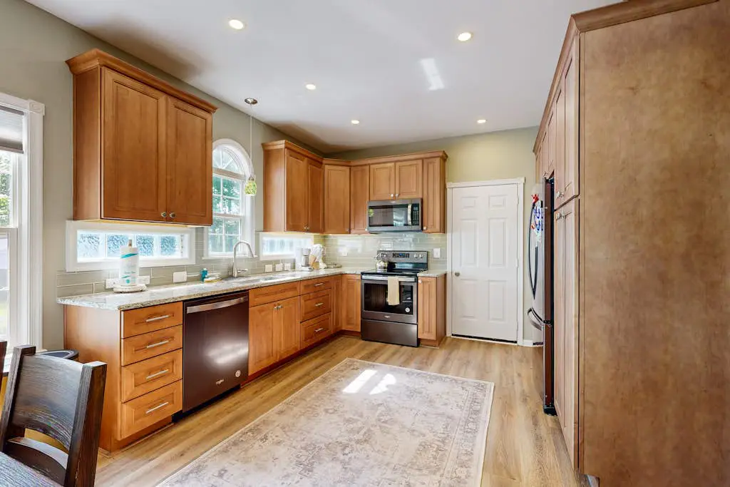 Clearwater - 34031 Monterray Ave