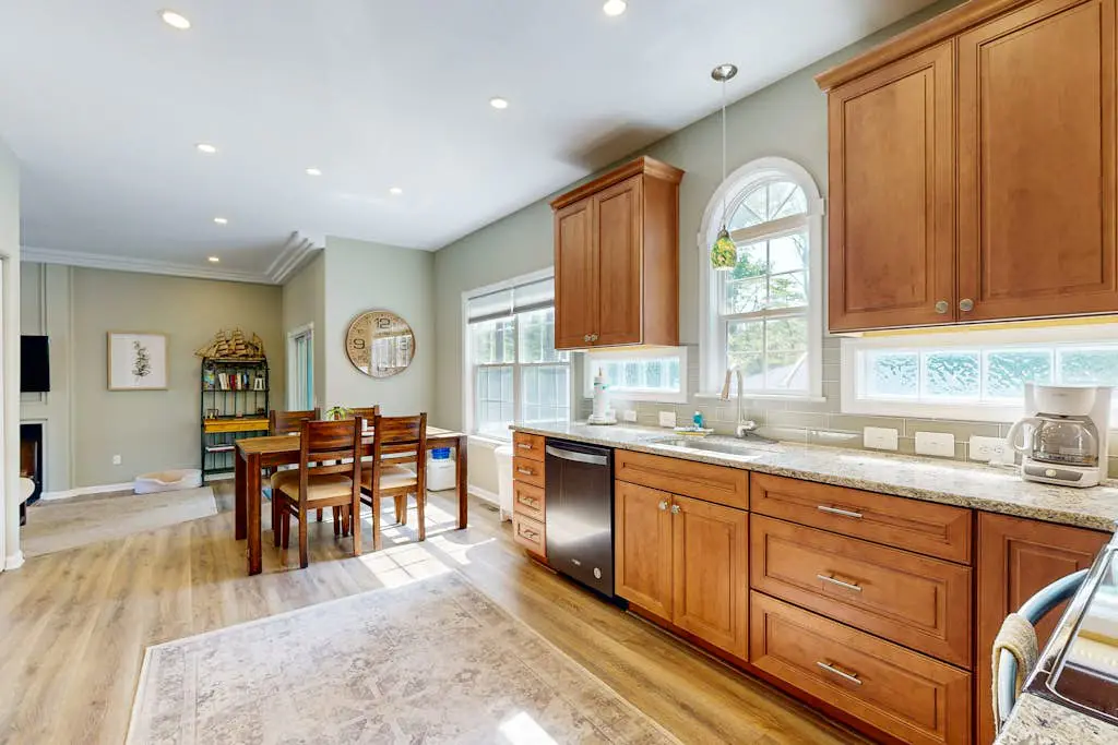 Clearwater - 34031 Monterray Ave