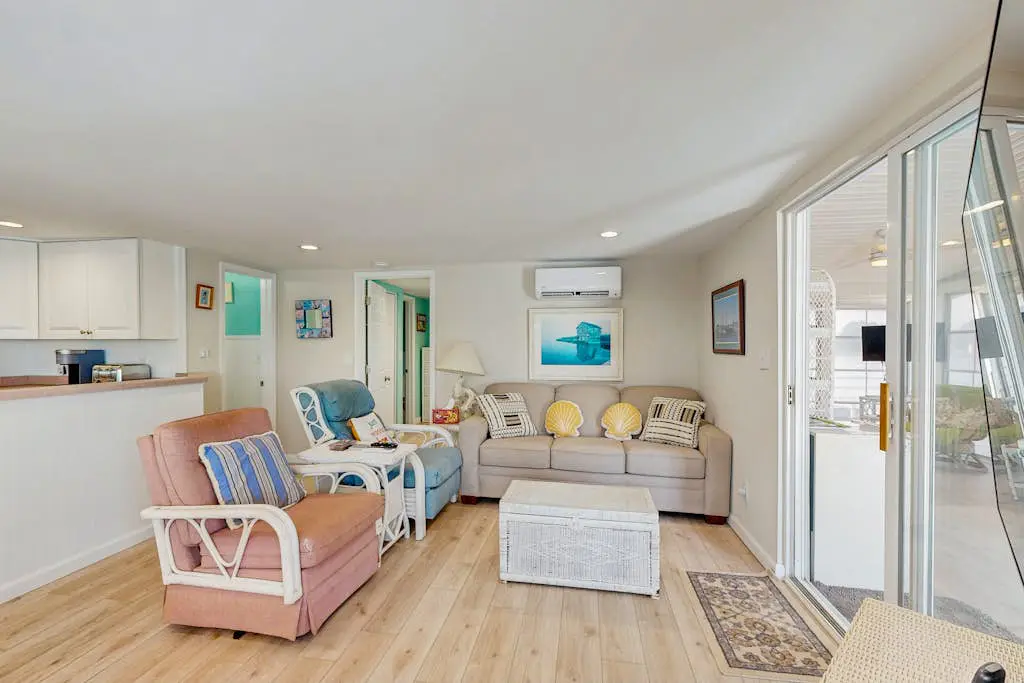 Town of Ocean View - 38253 Piney Point Rd