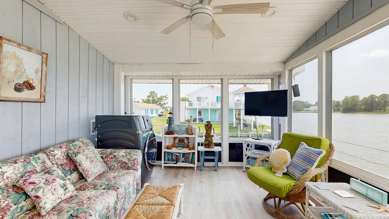 Town of Ocean View - 38253 Piney Point Rd
