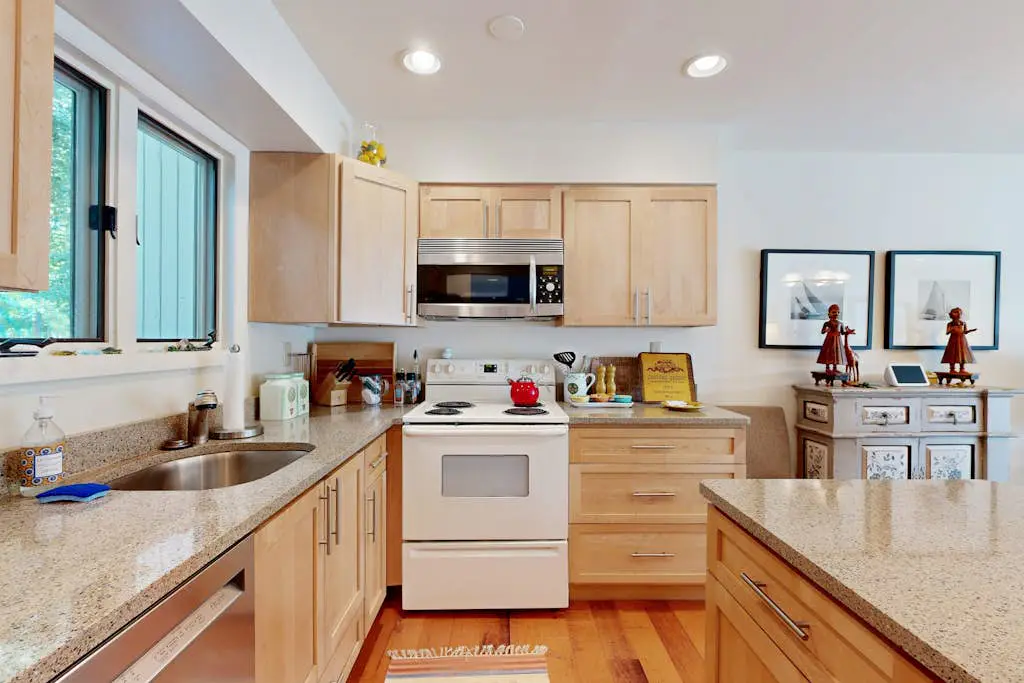 Sea Colony - 33577 West Lake View, Unit 1004B