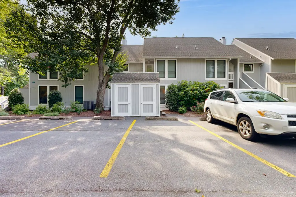 Sea Colony - 33577 West Lake View, Unit 1004B