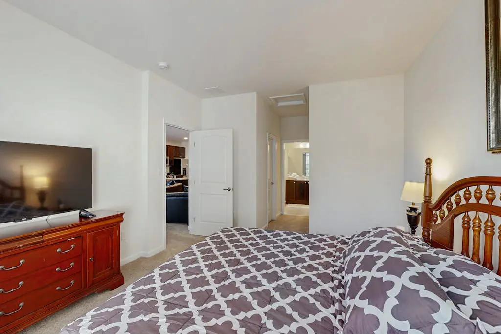 Friendship Creek - 35039 Dundee St
