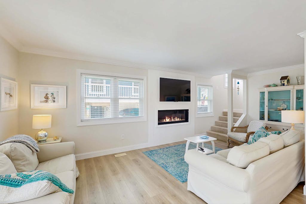 South Bethany pet friendly house w/patio, balcony & grill