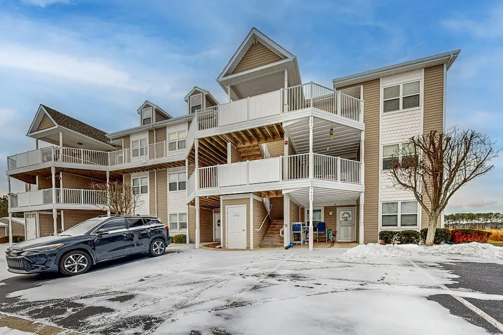 Bethany Bay - 37464 Pettinaro Dr #7204