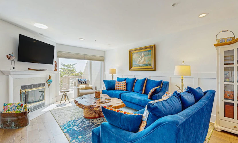 Kings Grant ocean front townhouse w/, outside shower and community pool
