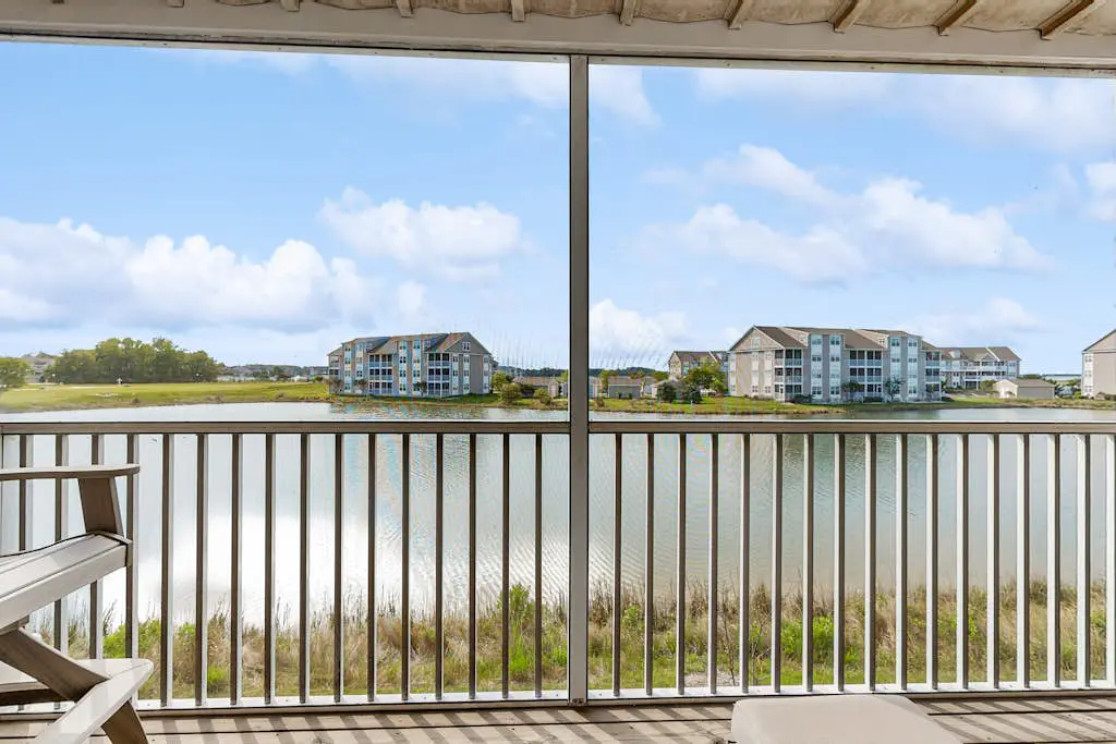 Bethany Bay - 1004 Pavilion Dr