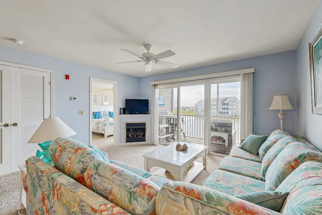 Bethany Bay - 1004 Pavilion Dr