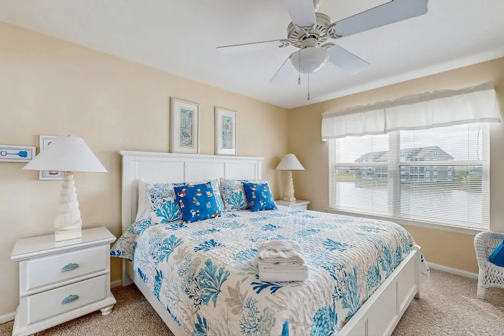 Bethany Bay - 1004 Pavilion Dr
