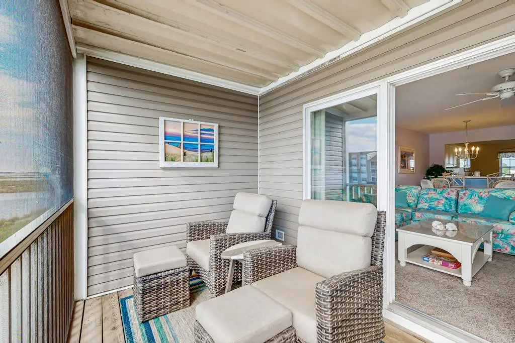 Bethany Bay - 1004 Pavilion Dr