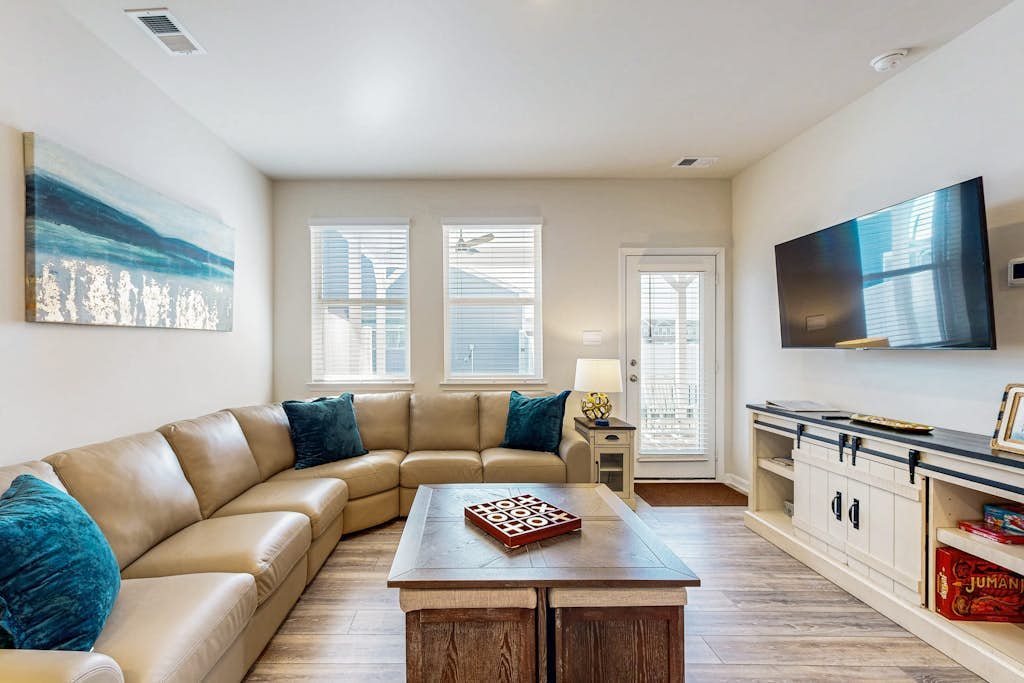Millville by the Sea Townhome w/shared pool tennis courts, WIFI