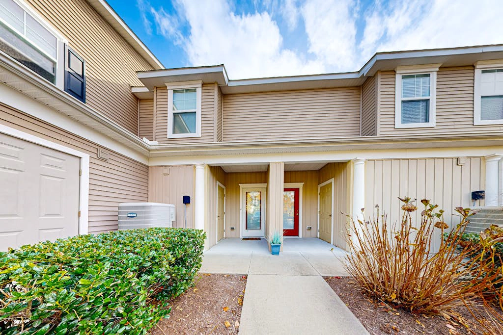 Bayville Shores - 35729 Coleman Ave