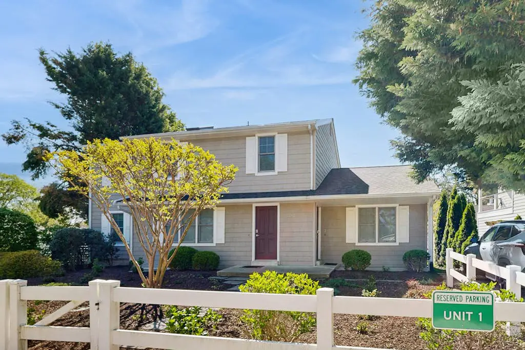 Town of Rehoboth Beach - 38242 Robinson Dr. Unit #1