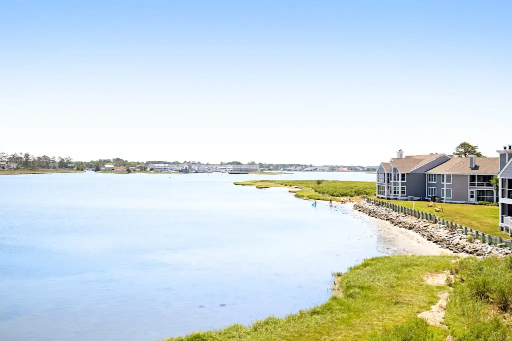 Bethany Bay - 206 Anderson Dr