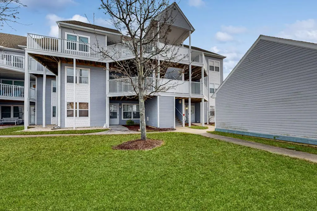 Bethany Bay - 206 Anderson Dr