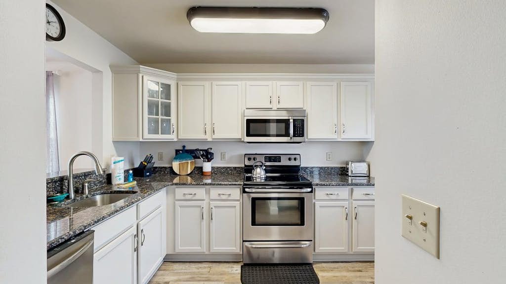 Bethany Bay Condo with Shared Pool, High-Speed WiFi, Bay View, & Central AC