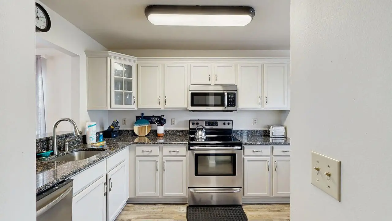 Bethany Bay - 206 Anderson Dr