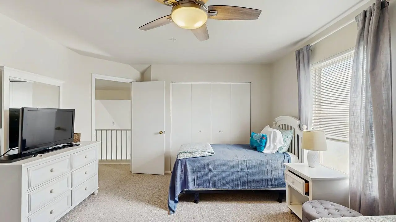 Bethany Bay - 206 Anderson Dr