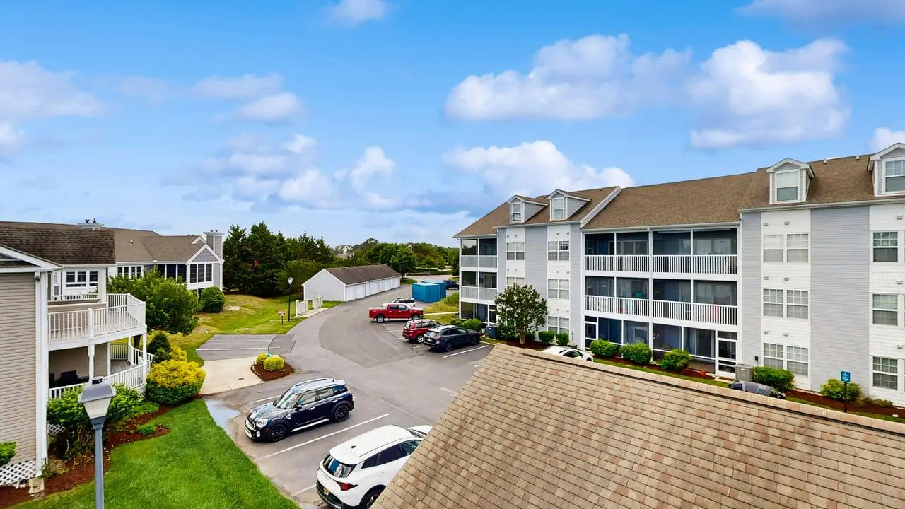 Bethany Bay - 206 Anderson Dr