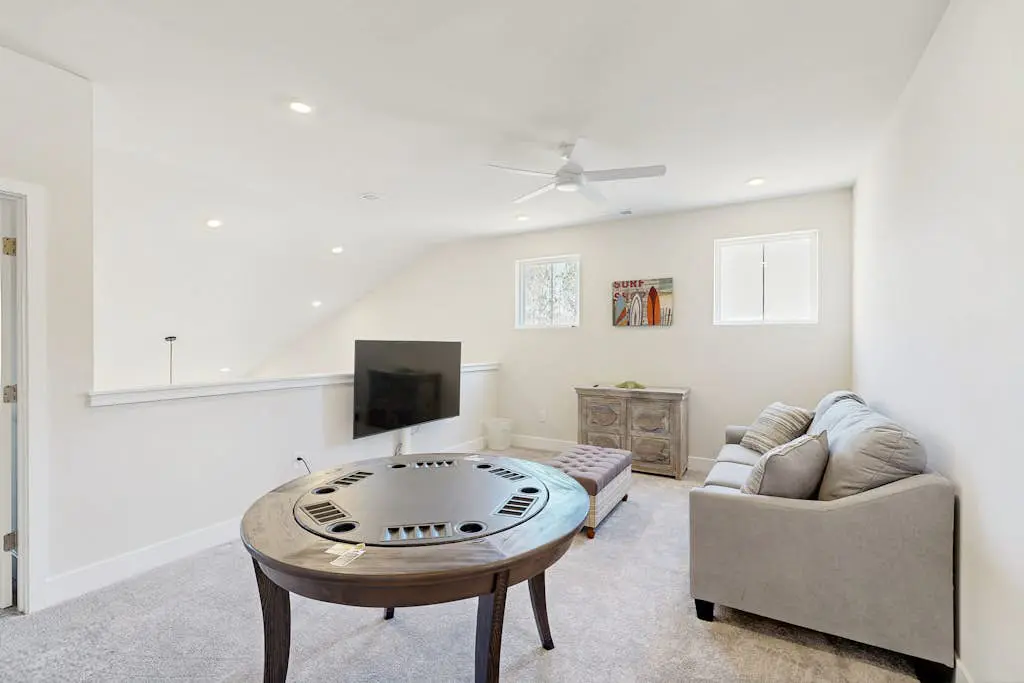 Milos Haven - 31317 Taywood Dr