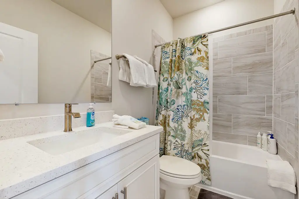 Milos Haven - 31317 Taywood Dr