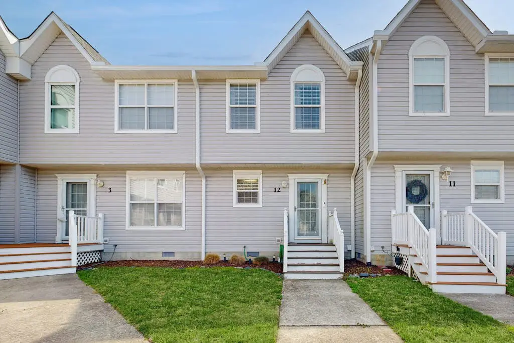 Bethany Meadows - 38172 Beachwood Ct #12