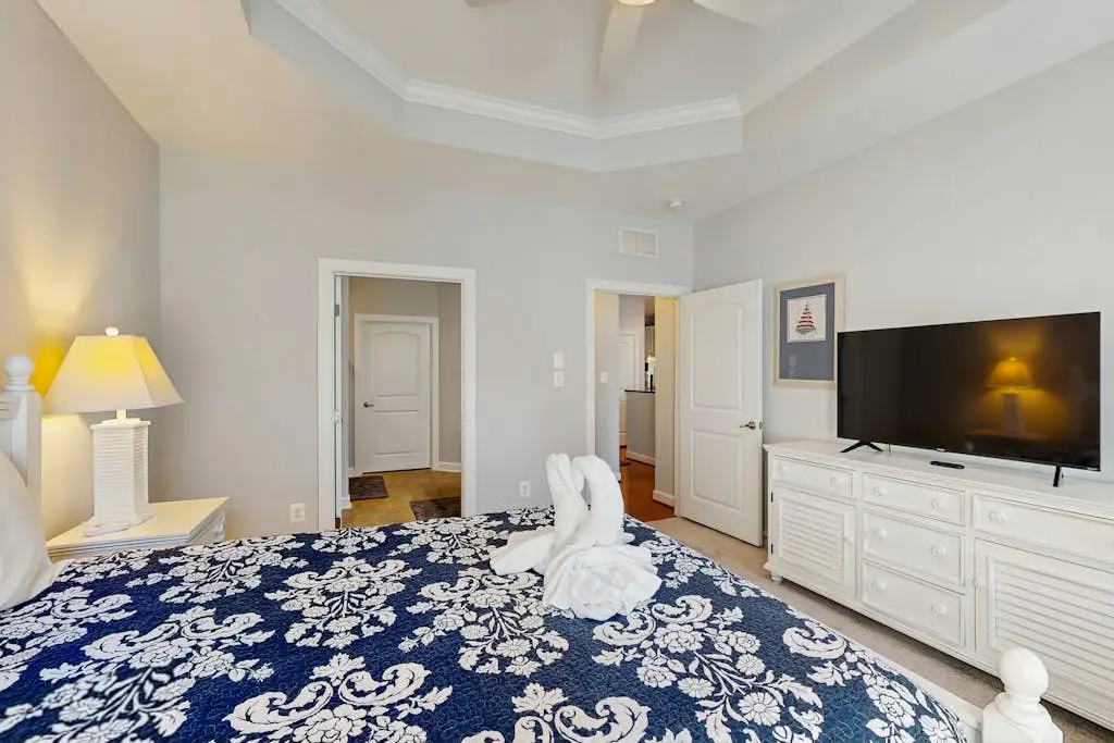 Bayside Resort -11282 Signature Blvd.