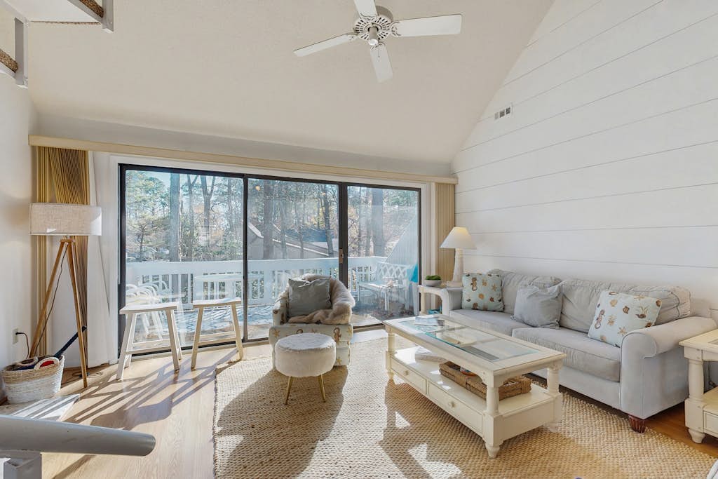 Sea Colony --- 9701 Evergreen Way