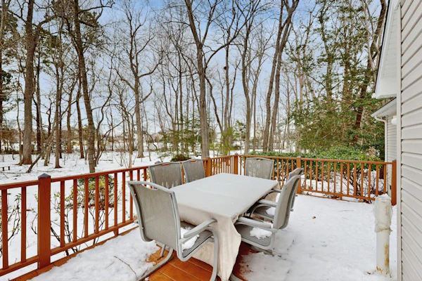 Salt Pond home with access to community pool, tennis court & gym