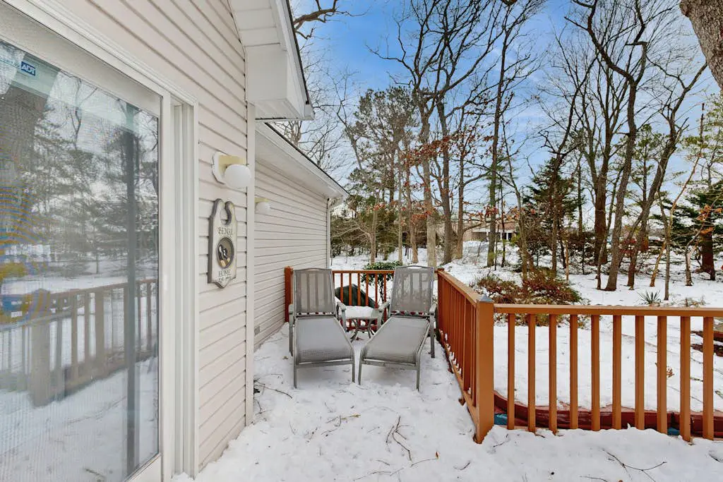 Salt Pond - 702 Fox Tail Dr