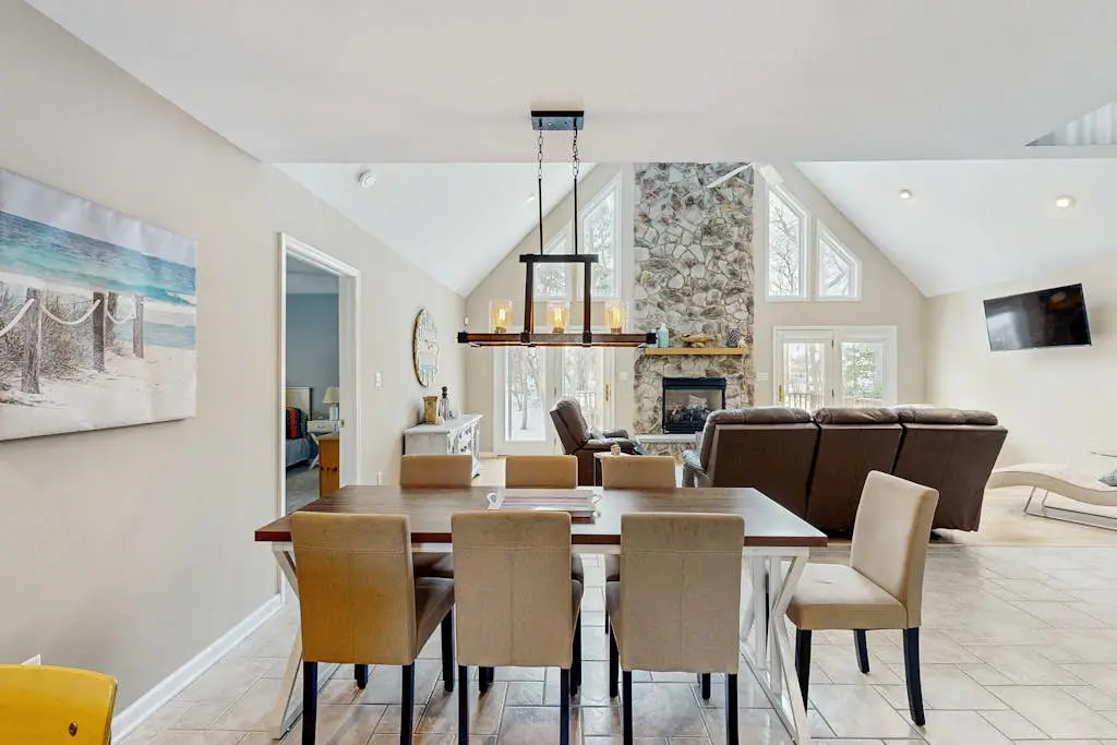 Salt Pond - 702 Fox Tail Dr