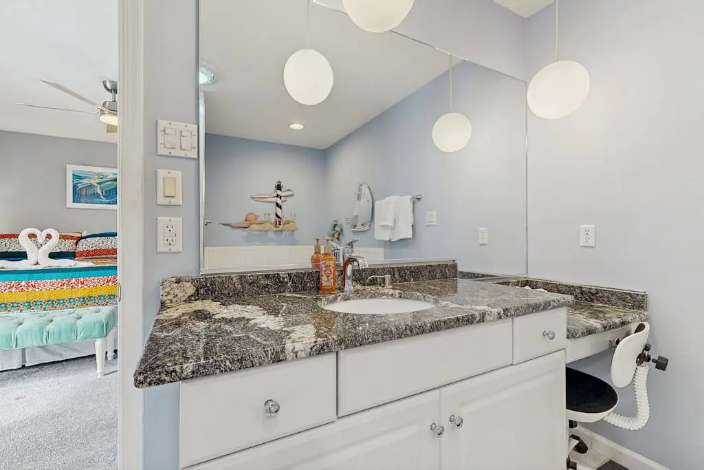 Salt Pond - 702 Fox Tail Dr