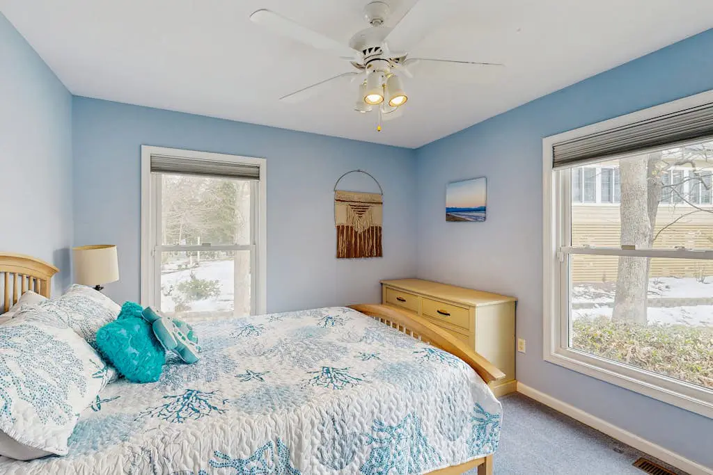 Salt Pond - 702 Fox Tail Dr